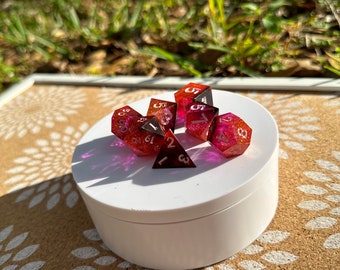 Orange Burst Sharp Edge Polyhedral Resin DnD Dice, Glitter Dice Set