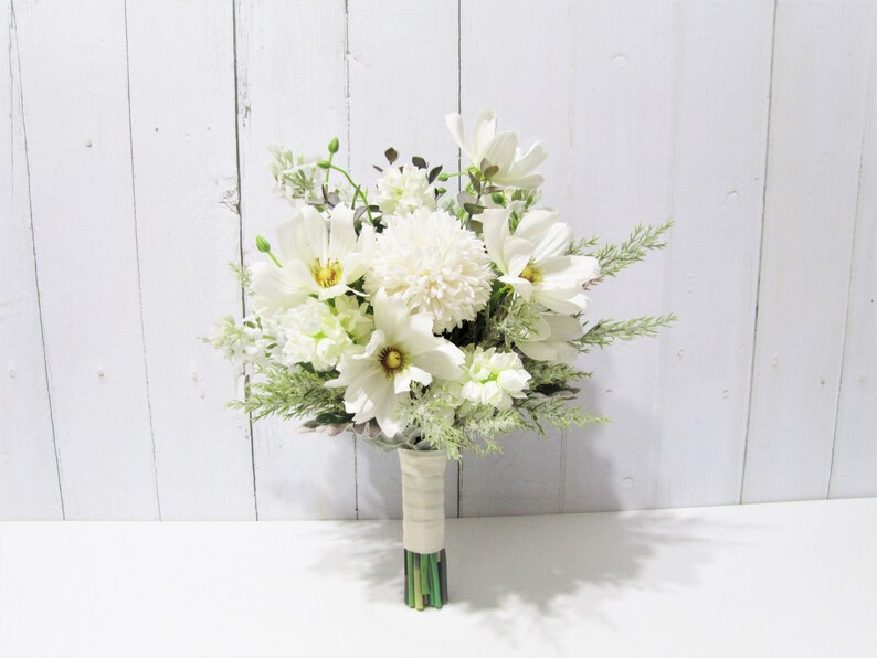 cosmos wedding bouquet