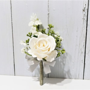 Ivory Rose Corsage, Ivory Rose Boutonnieres, Rose Corsage, Wedding Boutonniere, Rose Wedding, Rustic Boho, Baby&#39;s Breath Boutonniere