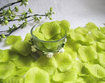 Wedding Petals, Flower Girl Petals, Basket Petals, Silk Rose Petals, Green Rose Petals, Wedding Decor, Table Decor, Flower Girl