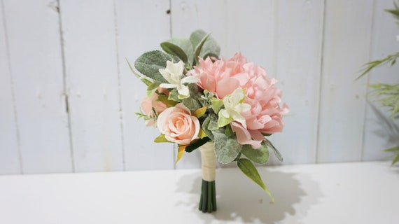 flower girl bouquet