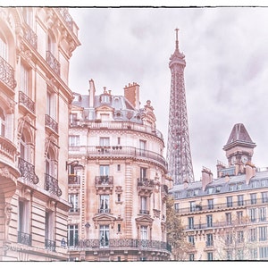 Eiffel Tower Wall Art. Paris Travel Print.Wall Art Paris.Paris Pictures.Paris Bedroom Decor.Paris Haussmannien Architecture.Vintage Paris