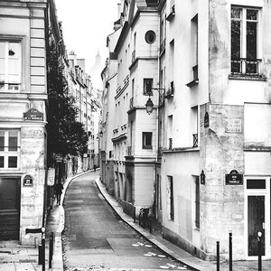 Paris Photography Print: Romantic Black and White Street Scene
