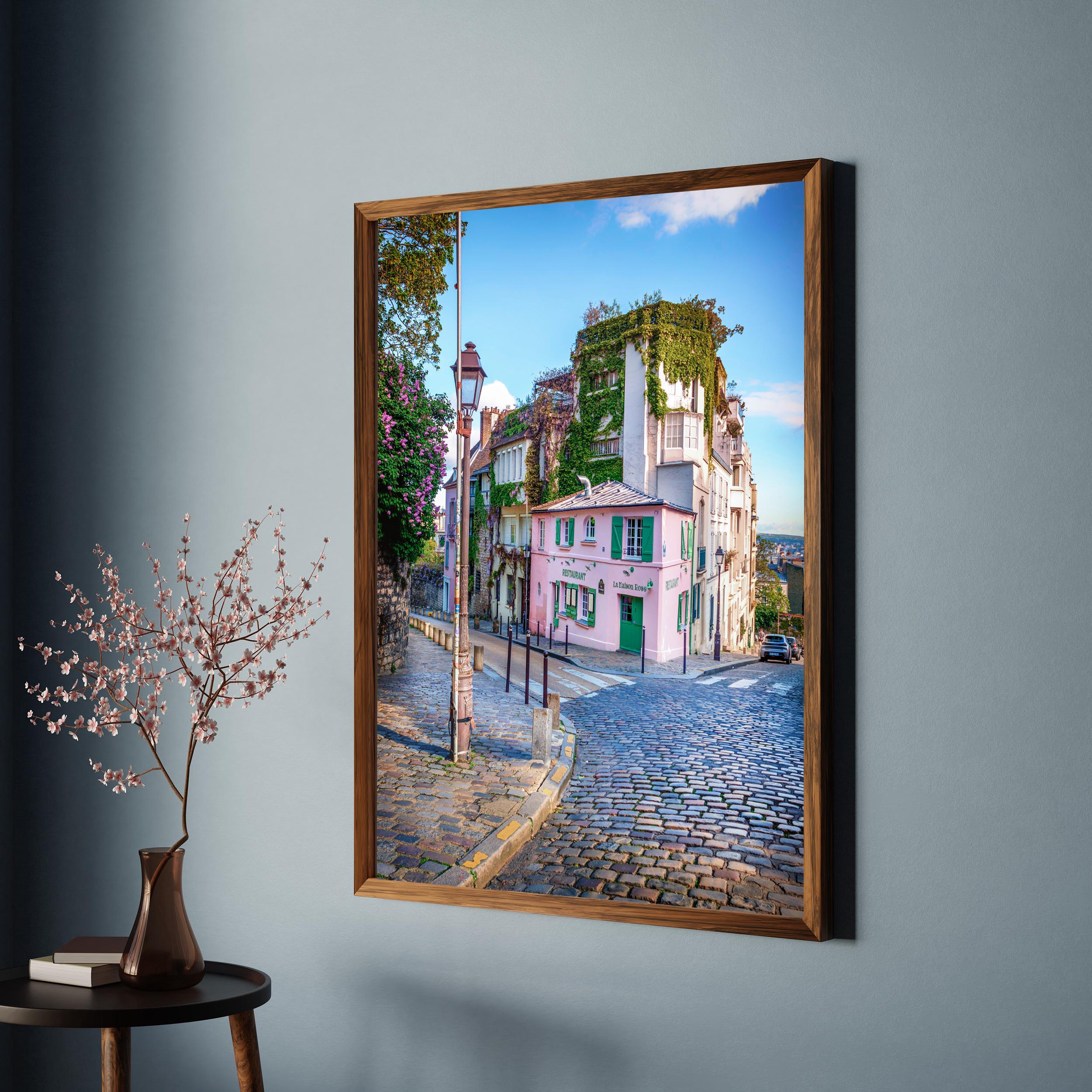 La Maison Rose Print: モンマルトル ピンク カフェ、パリの写真