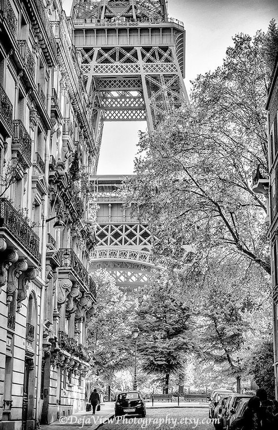 Eiffel Tower Decor