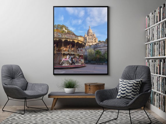 パリのカルーセル写真プリント: サクレクール寺院、モンマルトル