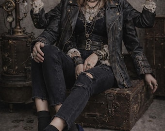 Bridgerton Style Navy Suede Heels – Elegant Vintage TOD’S Pumps with Gold Detail, Aristocratic Regency Inspired Shoes