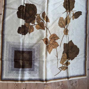 Silk scarf beige brown roses 50s vintage art deco 68 x 68 cm rare find