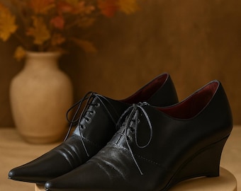 Victorian Inspired Italian Designer Ankle Boots E Gibellieri Black Leather Wedge Heel Pointed Toe Lace Up Size EU 35 US 4.5