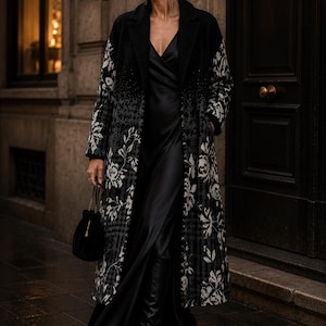 Bluegirl by Blumarine Wool Coat Floral Italy Black White Lurex Designer Coat Quiet Luxury IT42 DE38 40 US M