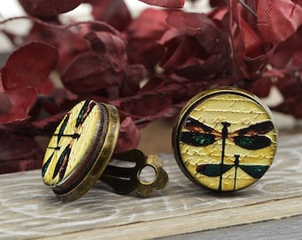 Ear clips "Dragonfly Flight" in vintage style, earrings with wooden cabochon, light clips