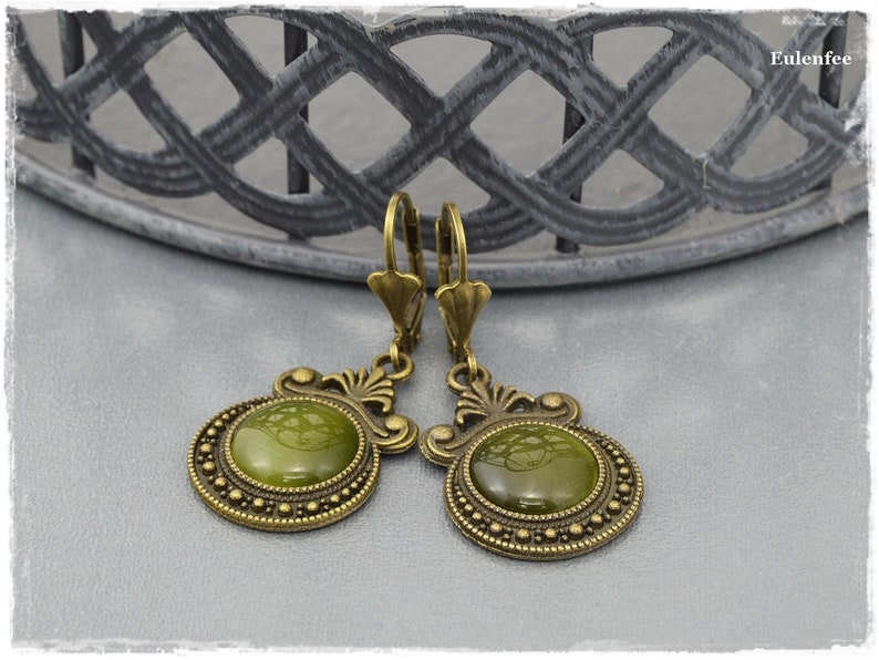 Earrings Ophelia green cateye glass cabochon, earrings in vintage style image 2