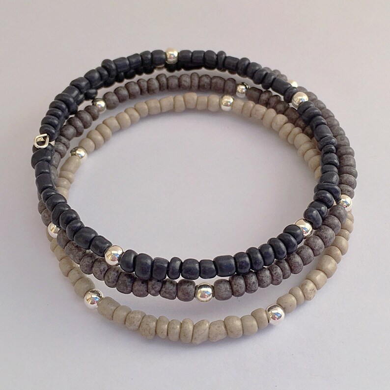 Black Ombre Bracelet Seed Bead Memory Wire Bracelet Triple Etsy