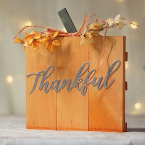Wood Pumpkin Thankful Sign, Seasonal decor, Ready to Ship, Rustic Thanksgiving Decor, Reclaimed Wood Pallet Pumpkins, Wooden Fall Decor
