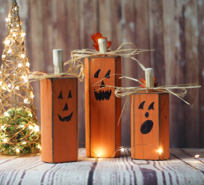 Handmade Wood Pumpkins gift, Rustic Halloween Decor, Pumpkin Decor, Reclaimed Wood, Hand Painted, Wooden Pumpkins, Fall seasonal decor With Faces