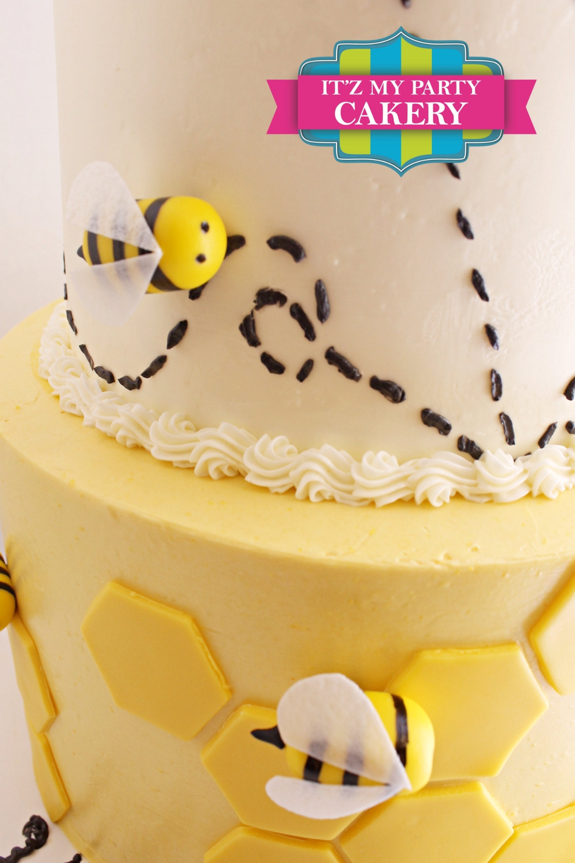 Honey Bee Honeycomb Bumblebee YellowHBY Edible Cake Toppers –  Ediblecakeimage