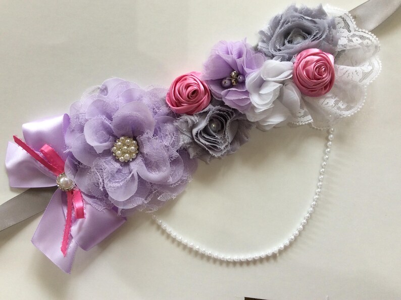 Lavender and pink maternity sash/Lavender and pink baby shower sash/Mommy to be sash/Girl maternity sash image 5