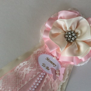 Light pink and ivory Baby shower corsage/Girl baby shower corsage/Pink baby shower corsage/Elegant baby shower corsage/Shabby chic corsage