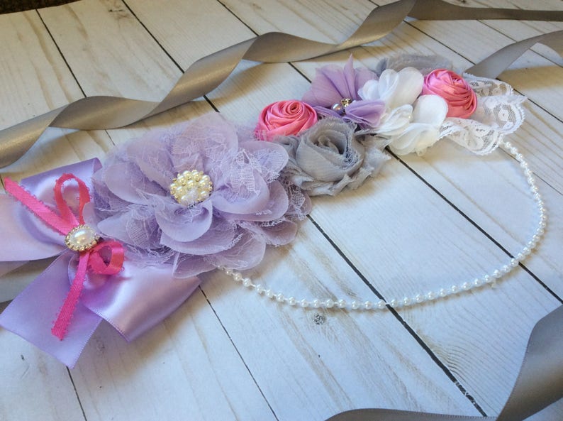 Lavender and pink maternity sash/Lavender and pink baby shower sash/Mommy to be sash/Girl maternity sash image 2