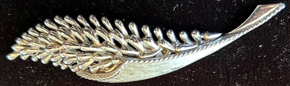 Vintage Silver Trifari leaf pin - image 2