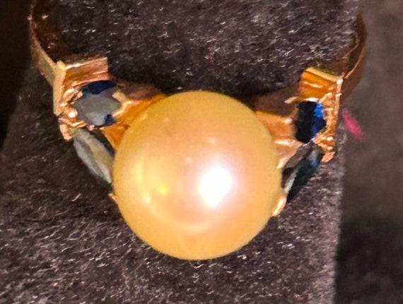 18kt gold Pearl and Sapphire Ring - image 3