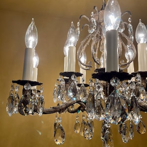 Vintage Lighting 1960s Hollywood Regency brass LARGE crystal chandelier. 24 wide