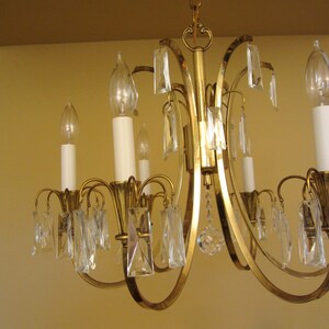 Vintage Lighting 1950s crystal chandelier. Mid century. Distinctive