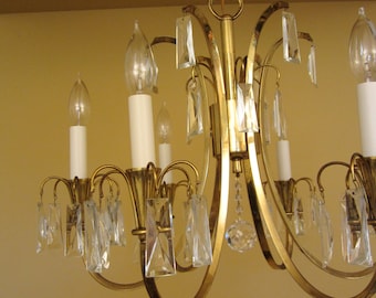 Vintage Lighting 1950s crystal chandelier. Mid century. Distinctive