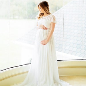Boho Lace Maternity Gown: Chiffon Photo Shoot Dress