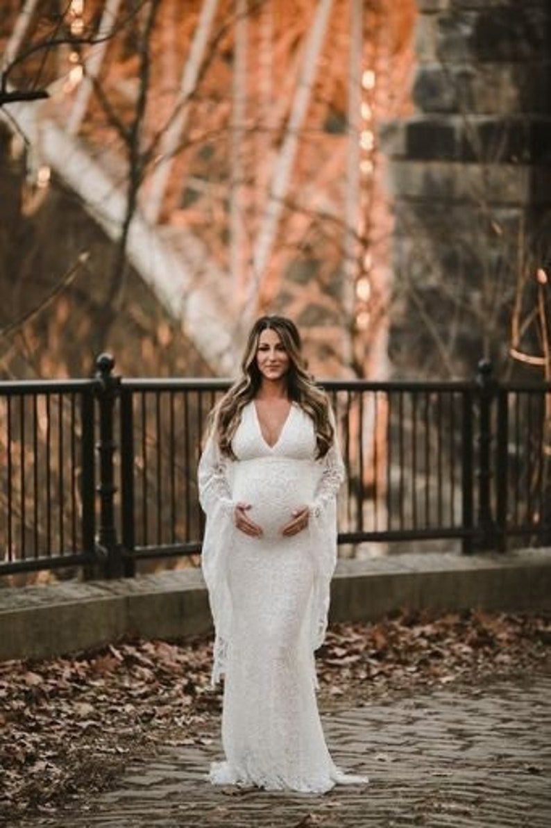 Lace Maternity Wedding Dress Pregnancy Wedding Gowns Maternity Photography Elopement Maternity Dress Baby Shower Dress Maternity Photo Shoot 