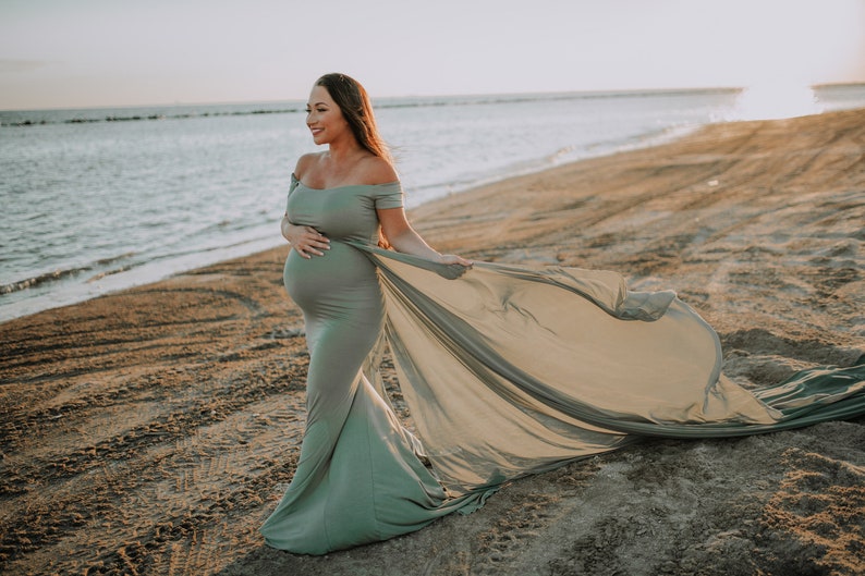 Off the Shoulder Maternity Dress for Photo Shoot Pregnancy Dress Maternity Wedding Dress Short Sleeve Maternity Dress for Photos Brooke 