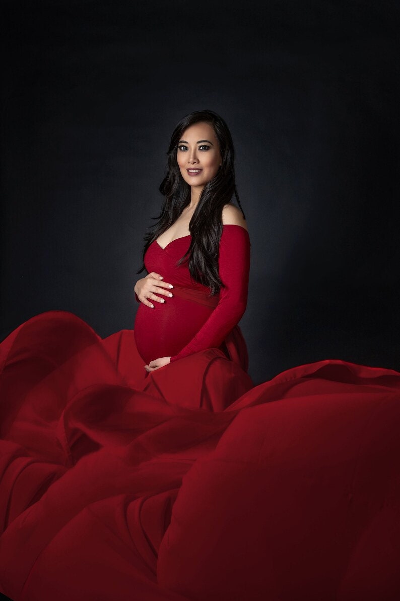 オフショルダー ジャージーニット マタニティ ガウン（トス トレイン