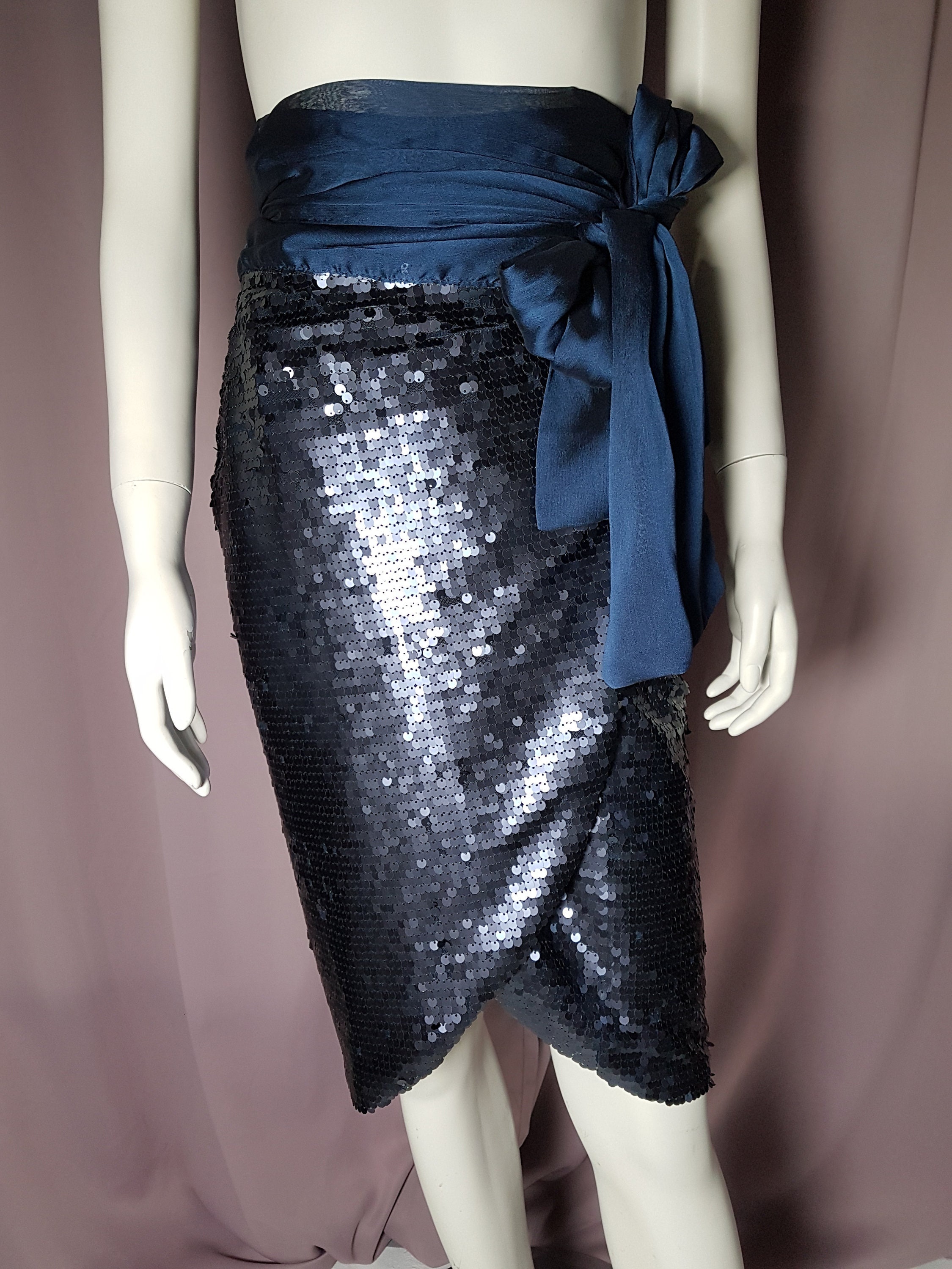 Navy pencil skirt 3t top