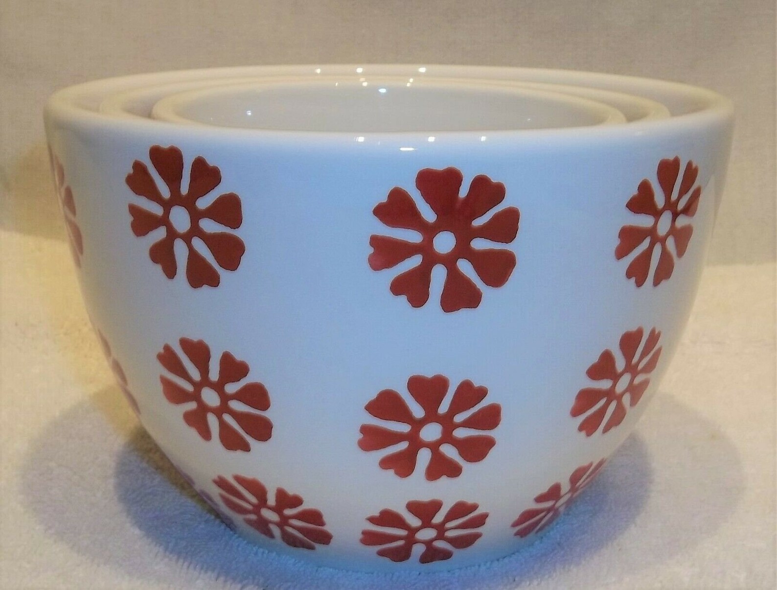 Vintage Crate and Barrel Nesting Mixing Bowl Set Red & White Etsy Canada