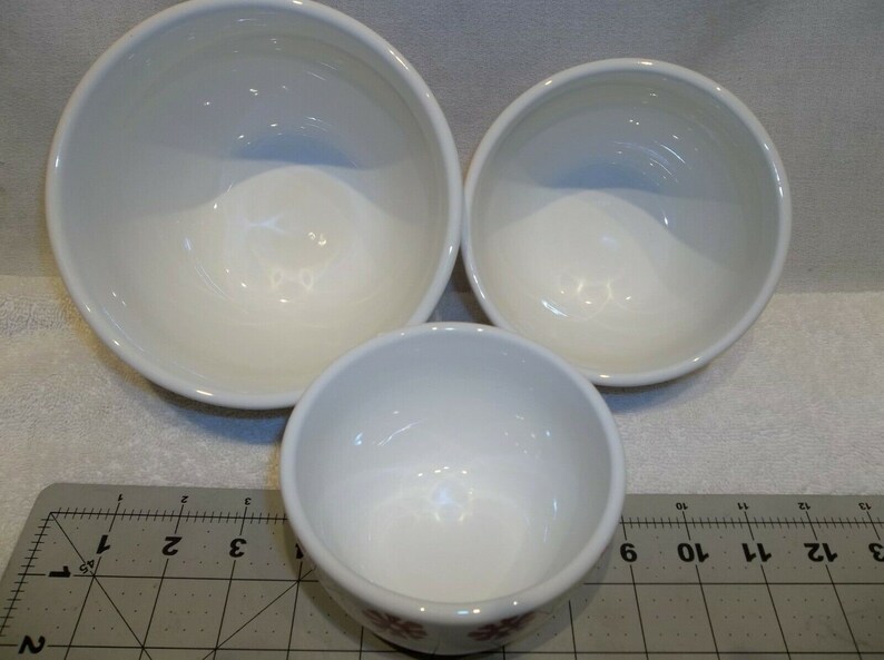 Vintage Crate and Barrel Nesting Mixing Bowl Set Red & White Etsy