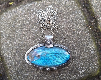 Labradorite pendant, blue pendant, flower pendant, gift for her, labradorite