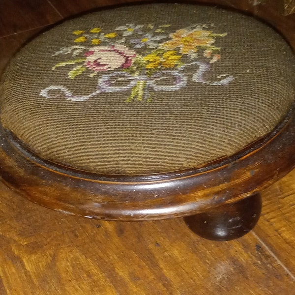 Vintage Pettit Point Foot Stool Needlepoint footstool ottoman