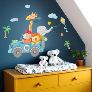 Naklejki ścienne Baby Jungle Safari Car – Dzikie zwierzęta w 4x4 do pokoju dziecięcego, pokoju dziecięcego lub dziecięcej sztuki ściennej | Naklejki ścienne Jungle