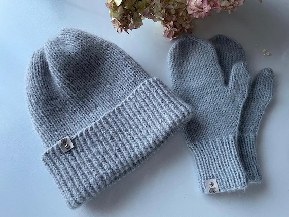Girls hat cheap and mittens