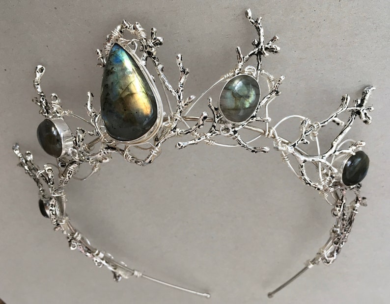 The LUNA Labradorite Crown image 9