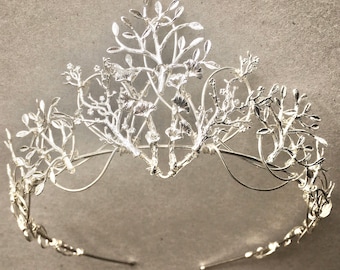 The VEDA Floral Leaf Tiara: Delicate Rose Gold Wedding Crown