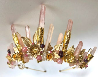 La couronne AVERY - diadème de couronne de quartz en cristal - casque rose en hématite grenat, jaspe, mariée alternative, festival, fleur, jeu des trônes