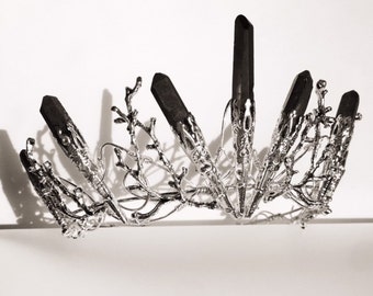The DUSK VENUS Crown - Black Crystal Crown Tiara - Magical Headpiece. Gothic Alternative Bride, Festival, Game of Thrones!