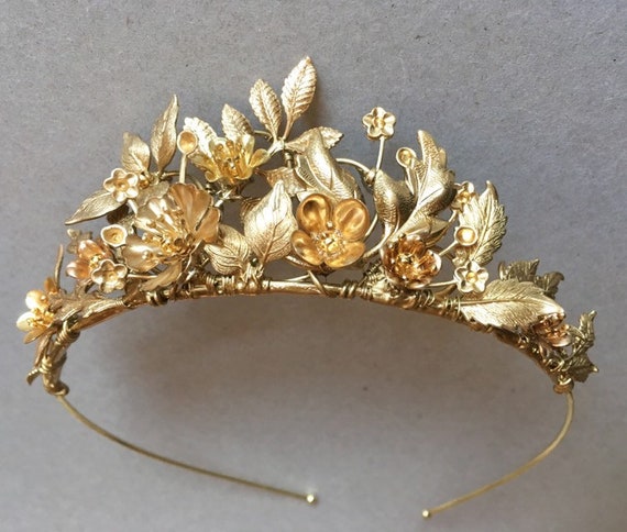 The SOFIA Leaf Flower Crown Tiara Diadem Gold Vintage -