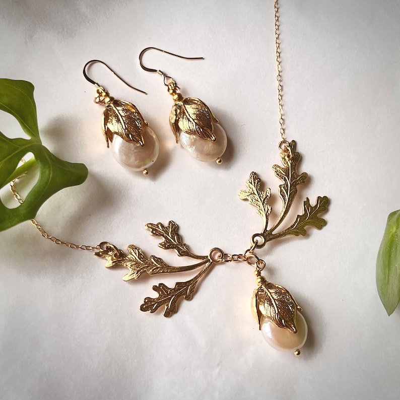 The AGATHA Earrings. Baroque Pearl and Gold Leaf Detail Drop Earrings. Bridal, Gift, Mother, 14ct Gold Fill image 3