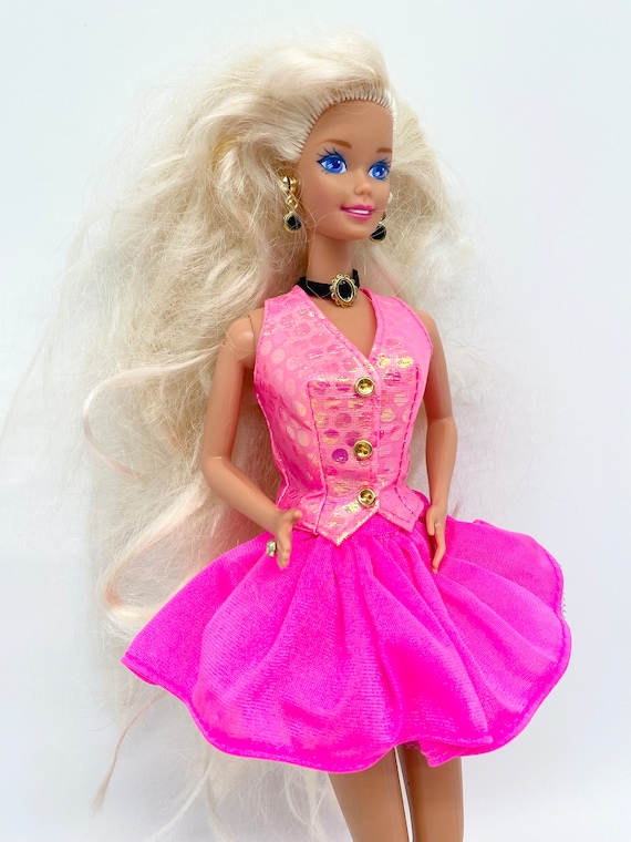 Barbie Blonde Fashion Doll : Barbie Loves the Ocean Doll with Blonde Hair Wearing