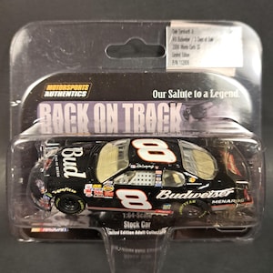 デイル・アーンハート・ジュニア #8 バドワイザー / 3 Days of Dale、1/64 限定版ダイキャスト。