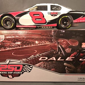 Dale Earnhardt Jr 2006 #8, 250th Consecutive Start, 1/24 Monte Carlo SS