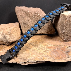Thin Blue Line Paracord Bracelet. Handmade 7 1/2&quot;