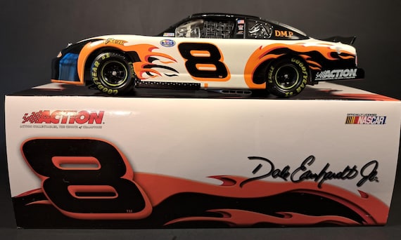 NASCAR Dale Earnhardt Jr. 1/24スケール Action Nascar #8 Dale Earnhardt Jr. Bud MLB Dealers 18K White Gold